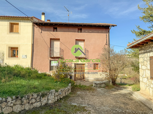 Casa en venta en Valdanzo