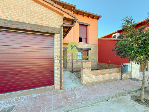 Casa en venta en Ayll�n