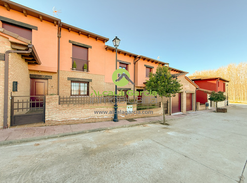 Casas o chalets en venta en Ayll�n