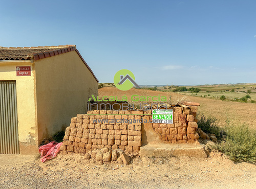 Garajes en venta en Quintanilla de Tres Barrios