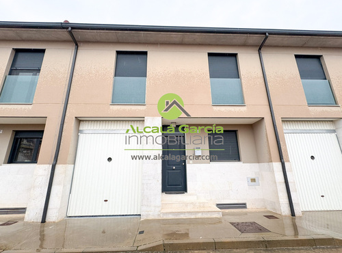Casas o chalets en venta en San Esteban de Gormaz